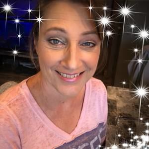 Meet your Posher, Nikki